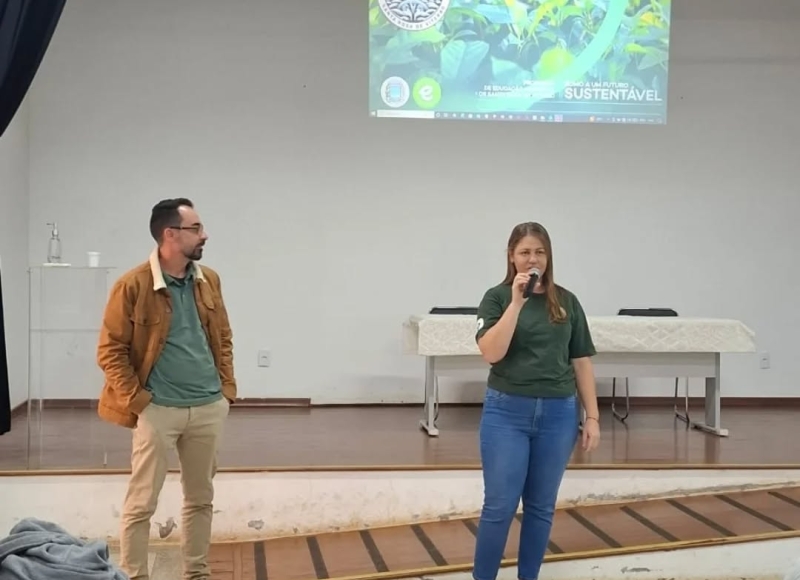 Santa Rosa de Viterbo apresenta Programa de Educação Ambiental e modelo de Agrofloresta Urbana em evento regional do CMM