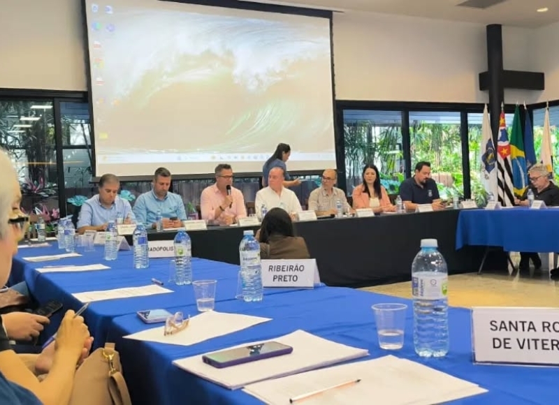 Diretoras da Prefeitura participam de reunião do Conselho Metropolitano 