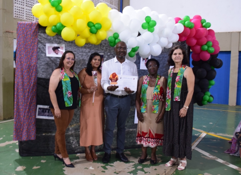 Entrega do 7º Prêmio Luiz Gama e Honraria das Camélias marcou a celebração do Dia da Consciência Negra em Santa Rosa de 