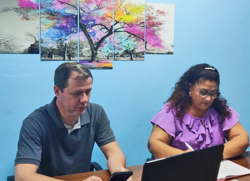 Reunião de planejamento define a entrega de tablets nas Escolas Municipais