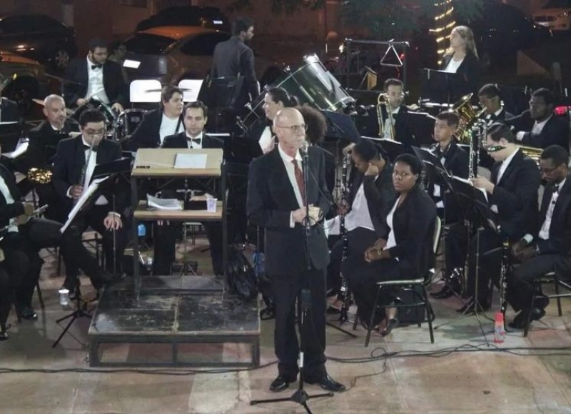 Banda Sinfônica de Santa Rosa de Viterbo toca amanhã na Feira Livre