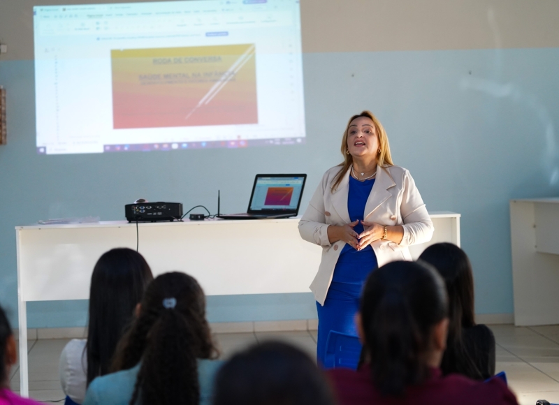 Prefeitura promove formação sobre inclusão e saúde mental para estagiários da Rede Municipal de Educação