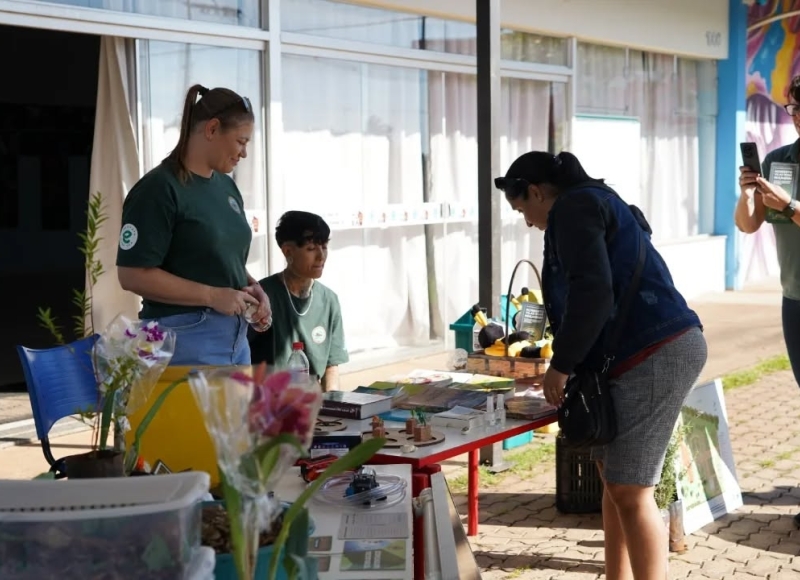 Programa de Educação Ambiental promove experiências interativas na Feira da Mogiana