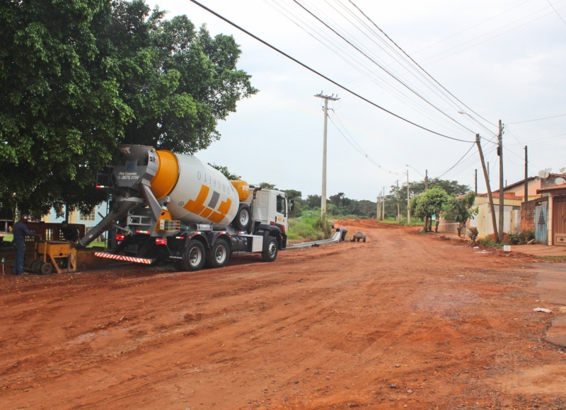 Asfalto na Avenida Alexandre De Angelis - SRV 200