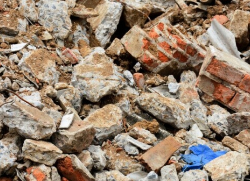 Setor de Posturas emite notificação geral para destinação correta de Resíduos de Construção Civil 