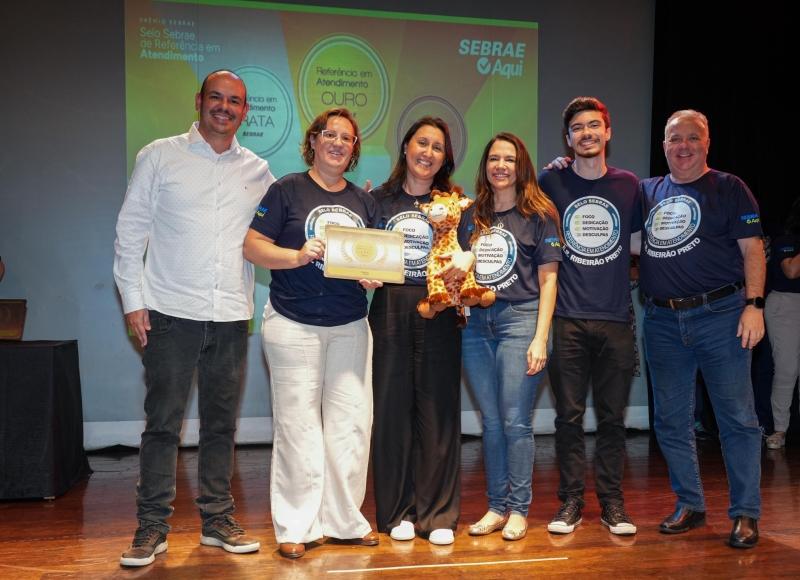  Santa Rosa de Viterbo é premiada com o Selo Ouro de Referência em Atendimento do Sebrae