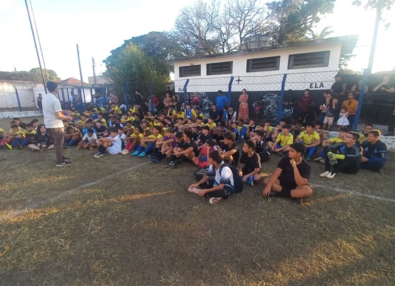 Projeto Craques do Interior promove seletiva em parceria com o Corinthians