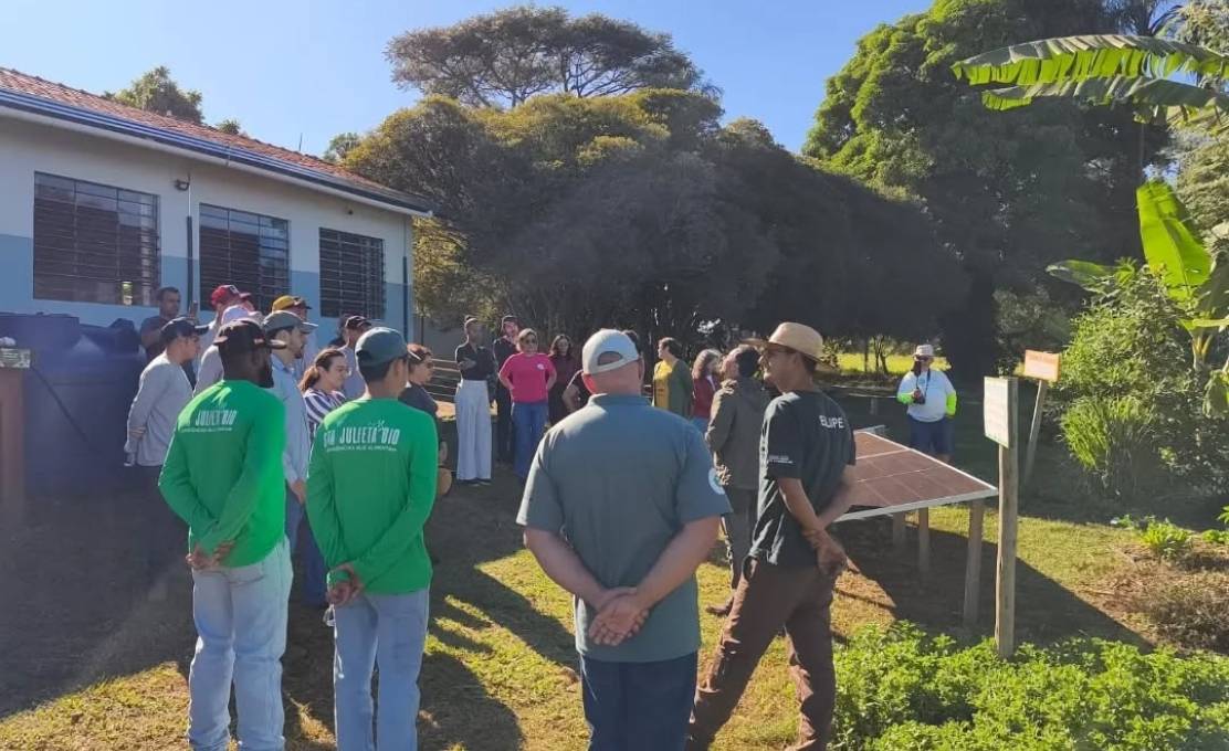 Curso prático de agrofloresta reúne mais de 40 participantes em Nhumirim