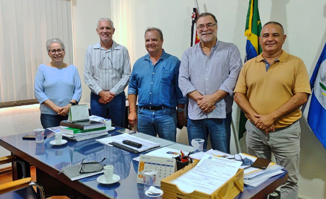 Prefeito Omar Nagib recebe assessor do Deputado Federal Carlos Sampaio