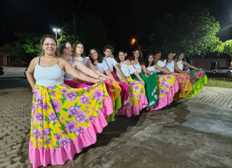 Apresentações do Projeto Municipal de Dança Livre e do Ballet Municipal Infantil marcaram a última sexta-feira.