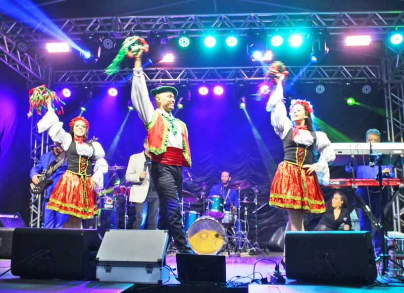 Com a Banda Via Roma fizemos um “tour pelo mundo”, sem sair de Santa Rosa